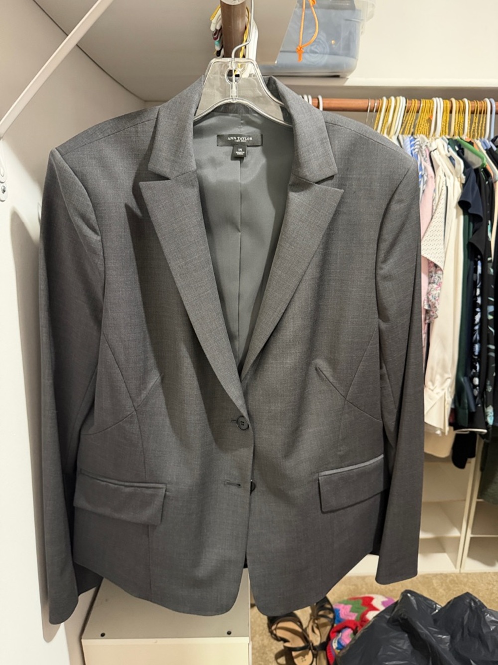 Ann Taylor Women's Charcoal Gray Tailored Blazer